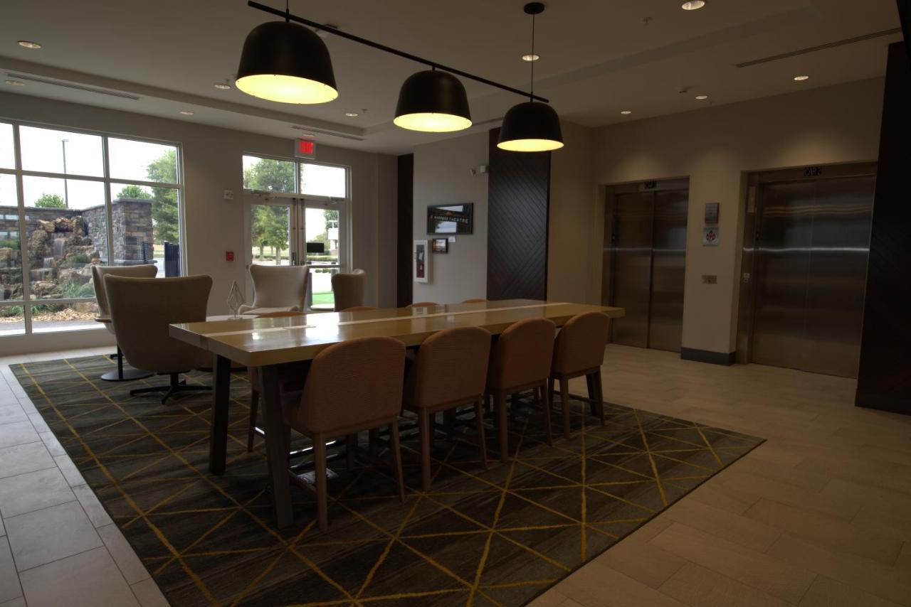 Holiday Inn & Suites - Hopkinsville - Convention Ctr By Ihg Екстер'єр фото
