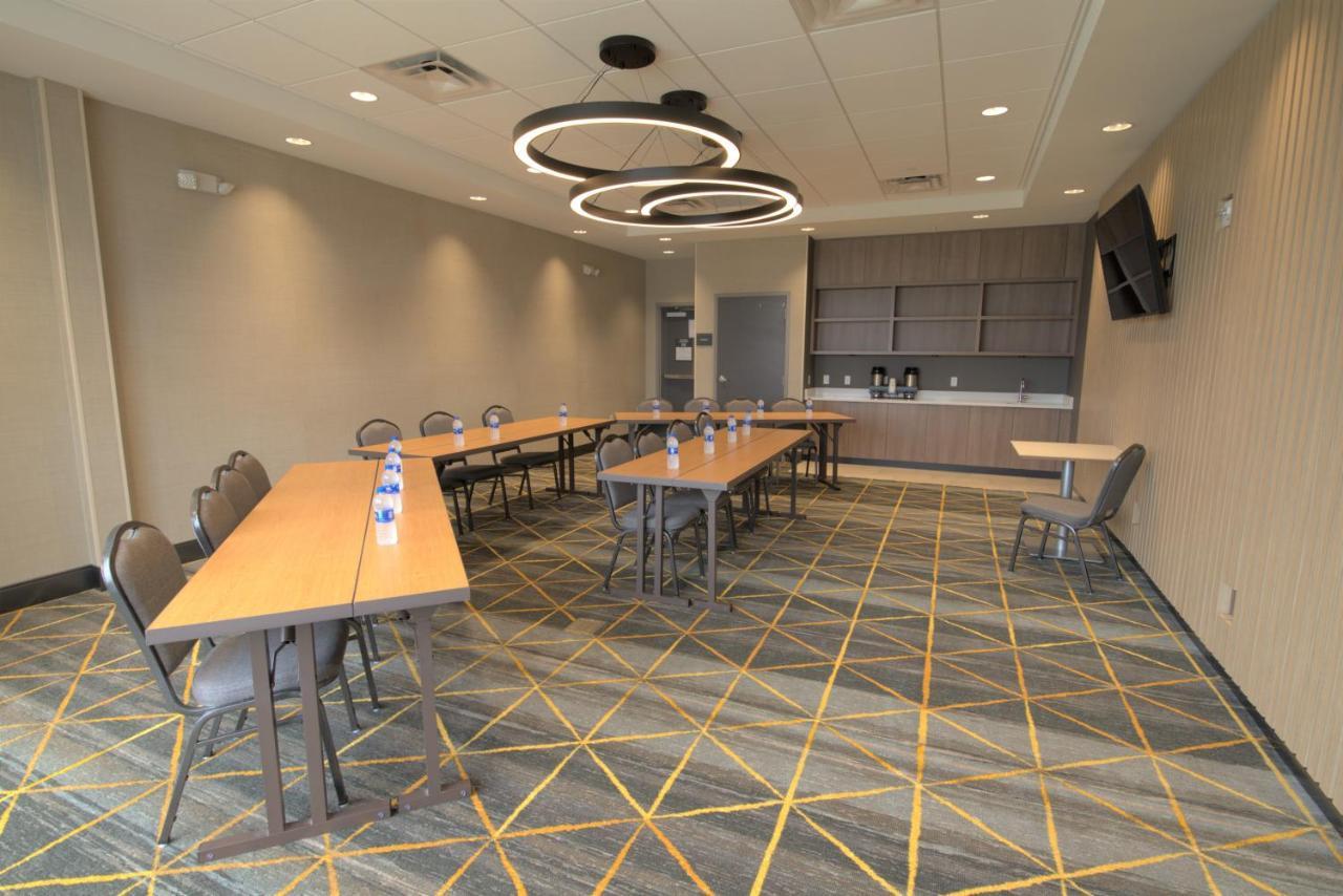Holiday Inn & Suites - Hopkinsville - Convention Ctr By Ihg Екстер'єр фото
